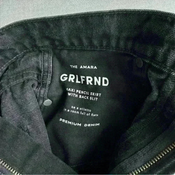 NWT REVOLVE GRLFRND Amara Maxi Pencil Skirt with Back Slit Size 28 - Picture 3 of 6